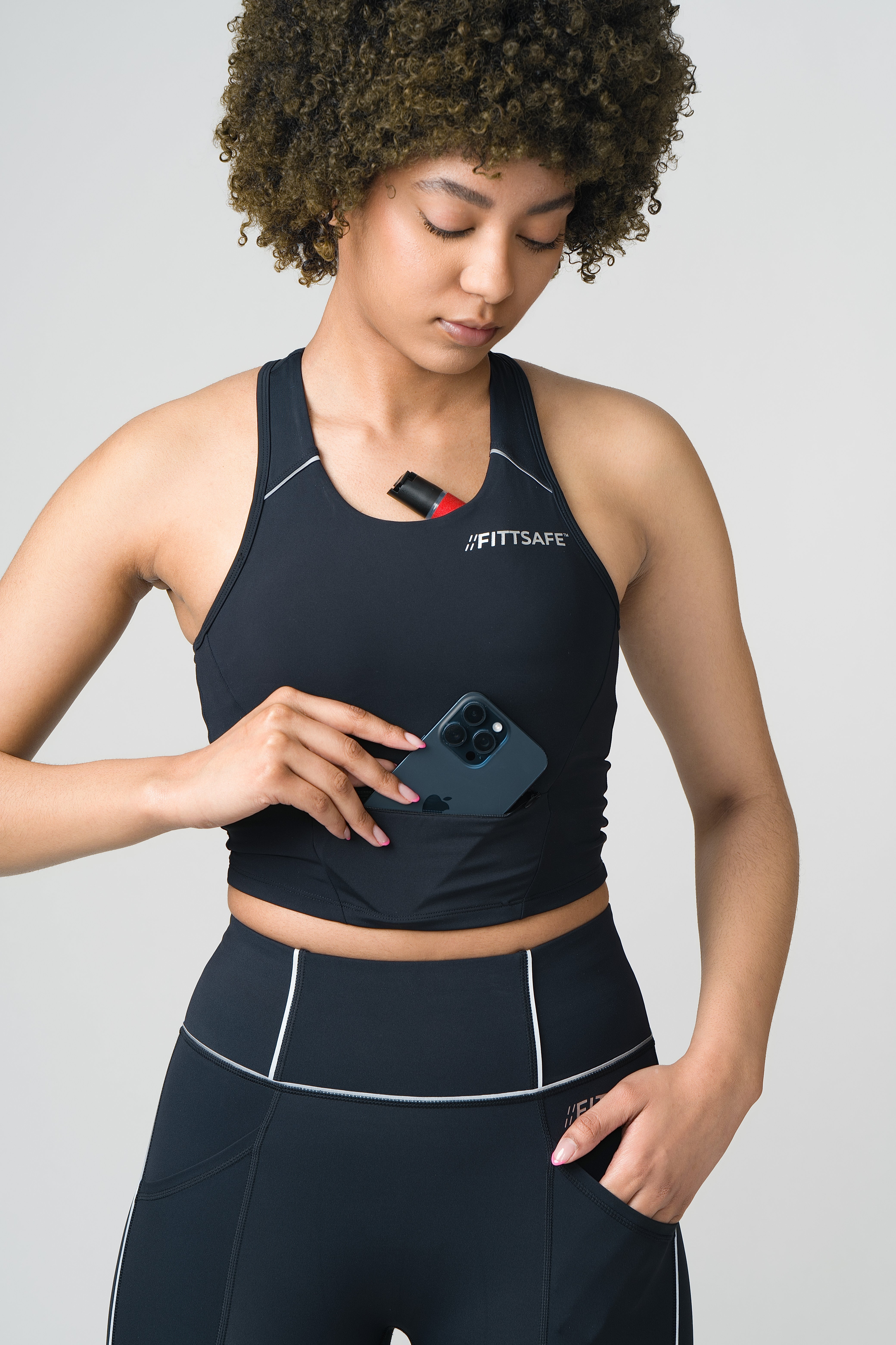 High Impact Reflective Pocket Sports Bra (Black)