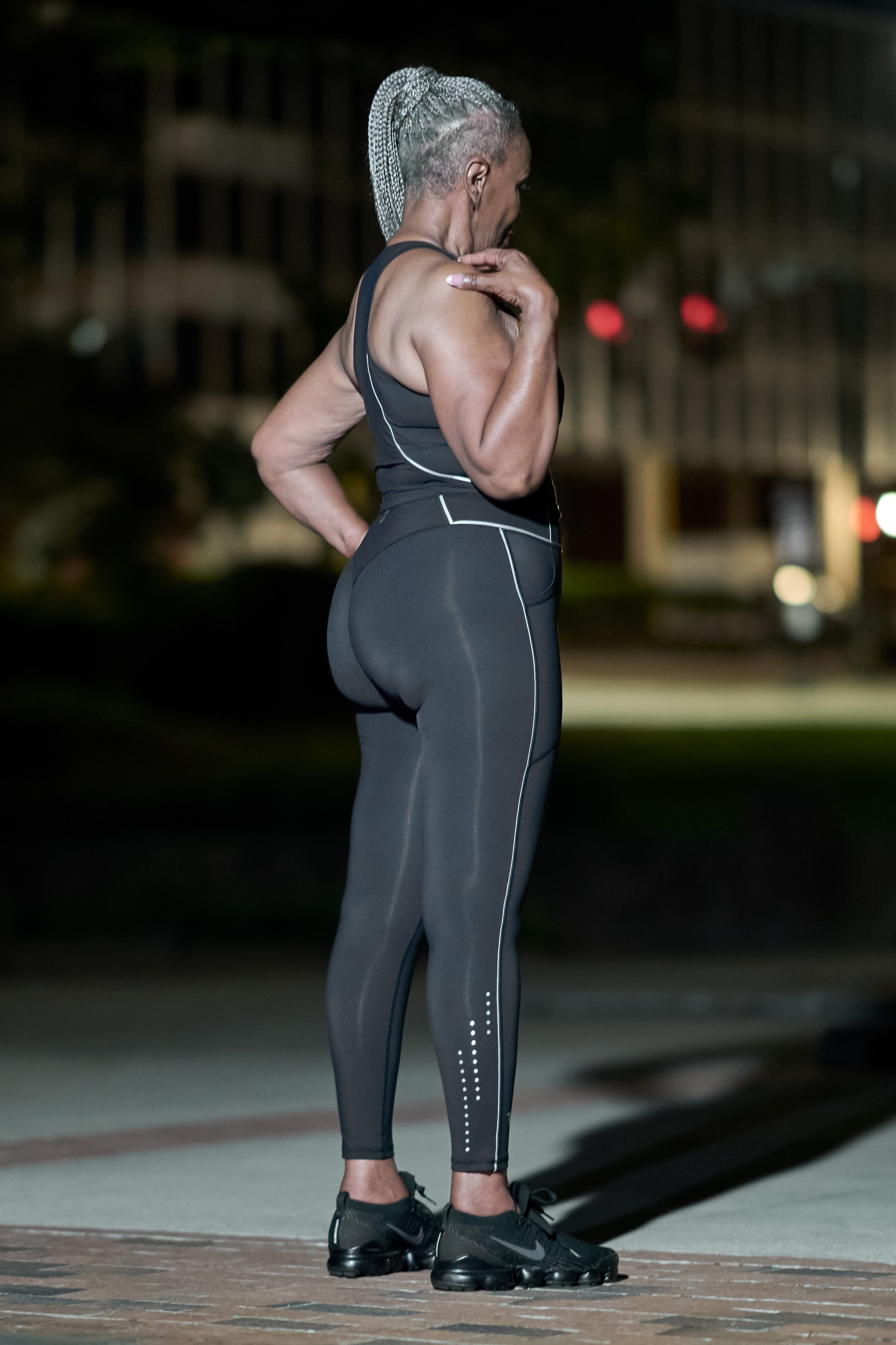 Stay Visible and Stylish with Reflective Activewear: The Ultimate Guide for Women