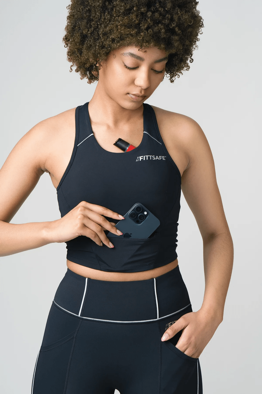 Sports Bras With Phone Pockets: What to Look For (From Someone Who Patented One) - Fittsafe
